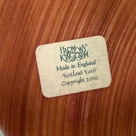 Harmony Kingdom Scotland Yard Dog Figurine Collectible Box Made in England 2001 - Picture 9 of 15